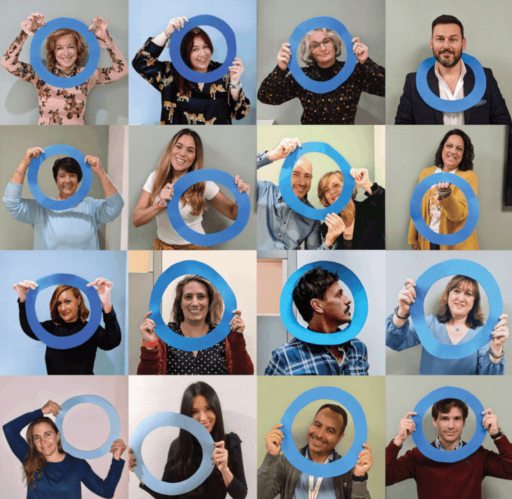 Selfies con el Círculo Azul, el símbolo del Día Mundial de la Diabetes